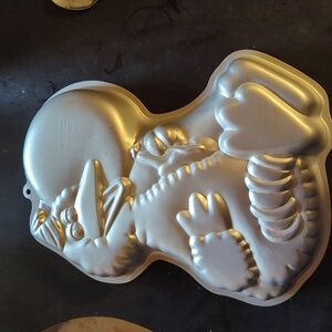 1983 big bird Wilton cake pan